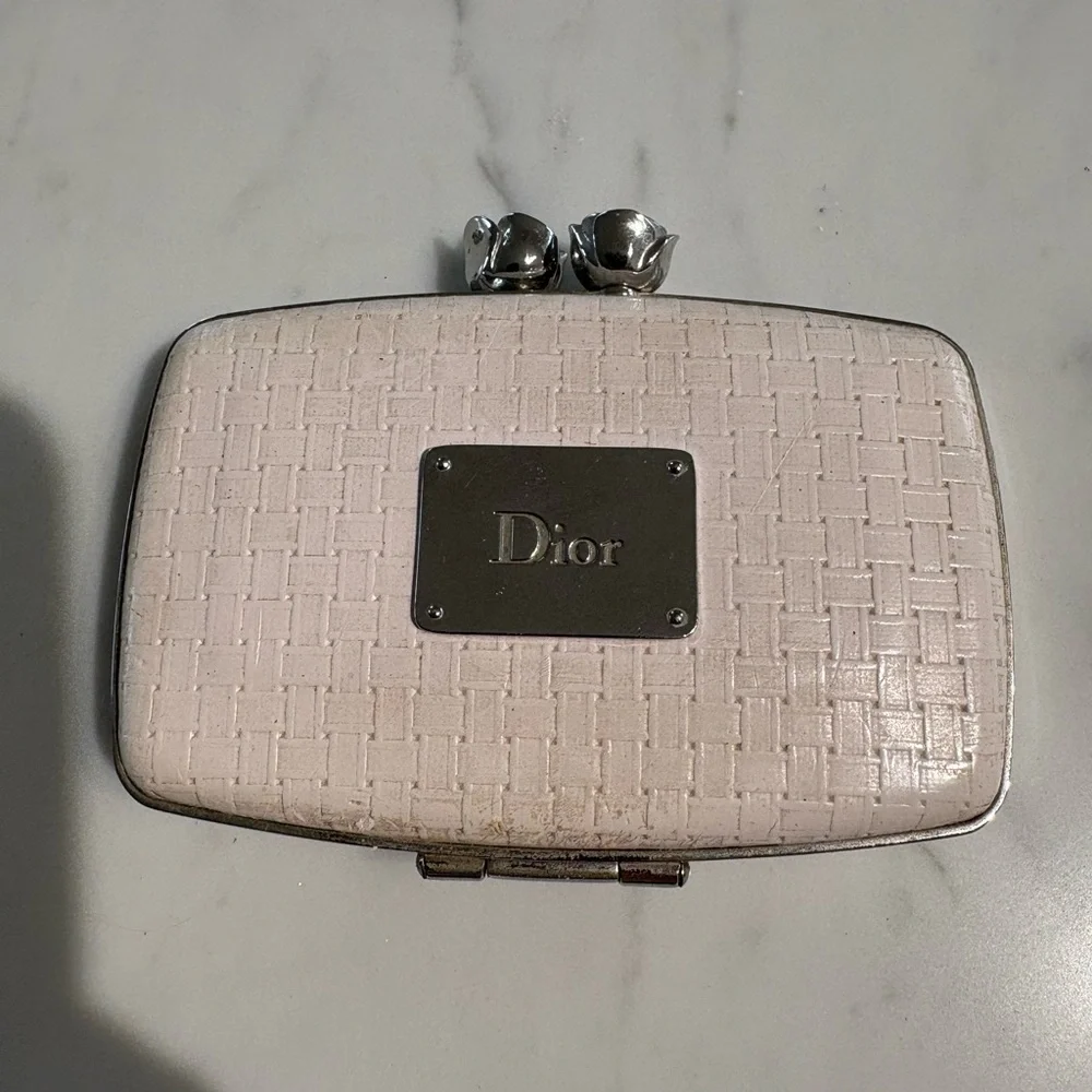 Dior Eyeshadow Palette - Charcoal, Silver, Ivory - Picture 4 of 5